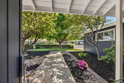 6778 Park Riviera Way, Sacramento, CA 95831 - Photo 47