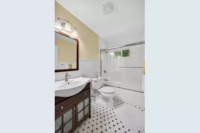 6778 Park Riviera Way, Sacramento, CA 95831 - Photo 21