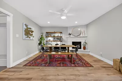6778 Park Riviera Way, Sacramento, CA 95831 - Photo 15