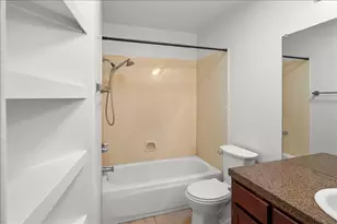 3433 Des Moines Dr, Stockton, CA 95209 - Photo 41