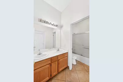 8406 Alameda Park Drive, Elk Grove, CA 95624 - Photo 51