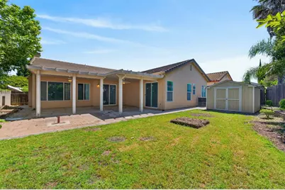 8406 Alameda Park Drive, Elk Grove, CA 95624 - Photo 55