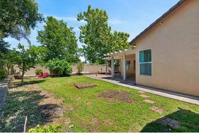 8406 Alameda Park Drive, Elk Grove, CA 95624 - Photo 55