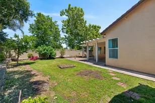 8406 Alameda Park Dr, Elk Grove, CA 95624 - Photo 55