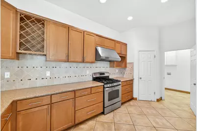 8406 Alameda Park Drive, Elk Grove, CA 95624 - Photo 19