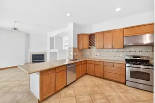 8406 Alameda Park Dr, Elk Grove, CA 95624 - Photo 19