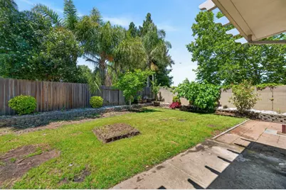 8406 Alameda Park Drive, Elk Grove, CA 95624 - Photo 53