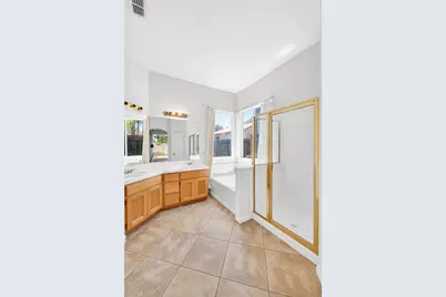 8406 Alameda Park Drive, Elk Grove, CA 95624 - Photo 47