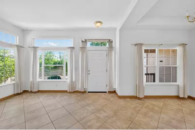 8406 Alameda Park Drive, Elk Grove, CA 95624 - Photo 9