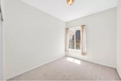 8406 Alameda Park Drive, Elk Grove, CA 95624 - Photo 25