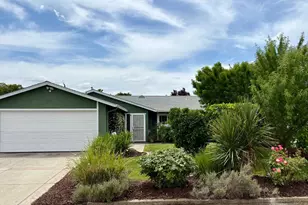 3540 Eisenhower Dr, Sacramento, CA 95826 - Photo 1