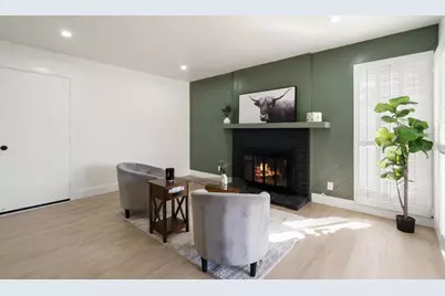 9417 Mira Del Rio Drive, Sacramento, CA 95827 - Photo 11