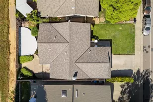 9417 Mira Del Rio Dr, Sacramento, CA 95827 - Photo 43
