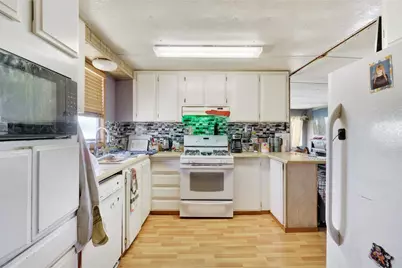 18537 Road 17, Madera, CA 93637 - Photo 17