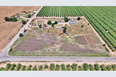 18537 Road 17, Madera, CA 93637 - Photo 21