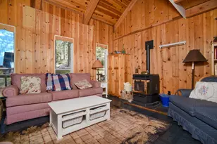 51255 Jeffery Pine Dr, Soda Springs, CA 95728 - Photo 11