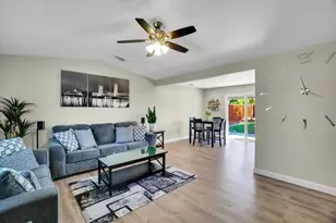 23 Dempster Ct, Sacramento, CA 95823 - Photo 5