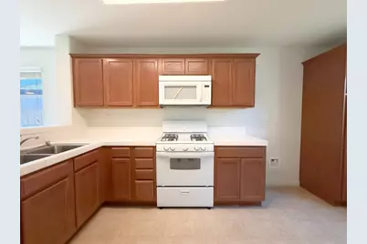 1572 Minories Drive, Plumas Lake, CA 95961 - Photo 13