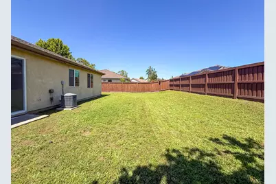 1572 Minories Drive, Plumas Lake, CA 95961 - Photo 41