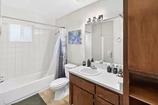 9140 Elk Grove Blvd, Elk Grove, CA 95624 - Photo 15