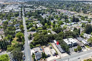 9140 Elk Grove Blvd, Elk Grove, CA 95624 - Photo 33