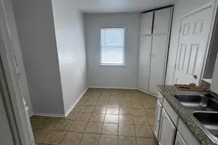 129 N Park Ave, Fresno, CA 93701 - Photo 15