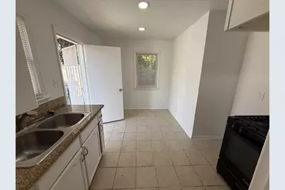 129 N Park Avenue, Fresno, CA 93701 - Photo 19