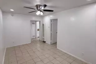129 N Park Ave, Fresno, CA 93701 - Photo 21