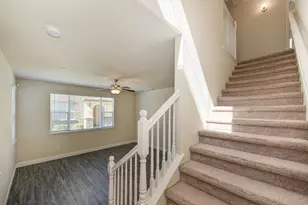 10789 Portico Cir, Rancho Cordova, CA 95670 - Photo 11