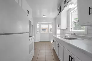 594 Park St, Turlock, CA 95380 - Photo 7