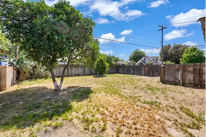 594 Park Street, Turlock, CA 95380 - Photo 17