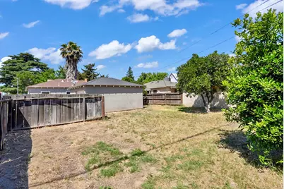594 Park Street, Turlock, CA 95380 - Photo 19