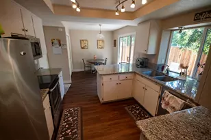 20 Coyle Creek Cir, Fair Oaks, CA 95628 - Photo 9
