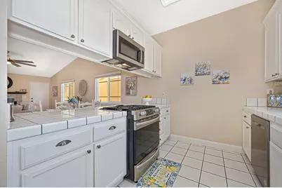 1578 E J, Oakdale, CA 95361 - Photo 9