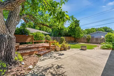 10404 River Wood Way, Rancho Cordova, CA 95670 - Photo 23