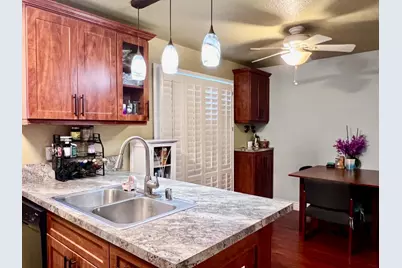 8220 Center Parkway #43, Sacramento, CA 95823 - Photo 3