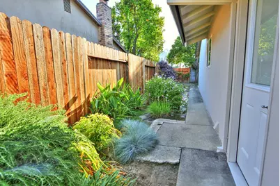 6716 Ellsworth Circle, Fair Oaks, CA 95628 - Photo 5