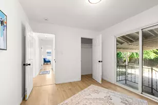 5536 Fruitridge Rd, Sacramento, CA 95820 - Photo 17