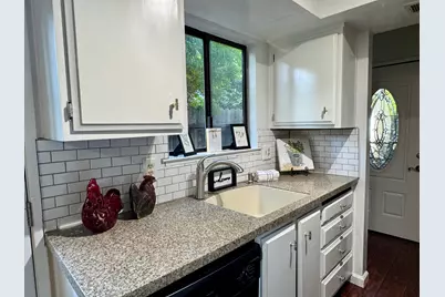 6841 Gordon Court, Stockton, CA 95219 - Photo 3