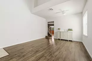 242 Greenhouse Way, Turlock, CA 95382 - Photo 7
