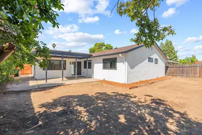 8404 Sunrise Woods Way, Sacramento, CA 95828 - Photo 23
