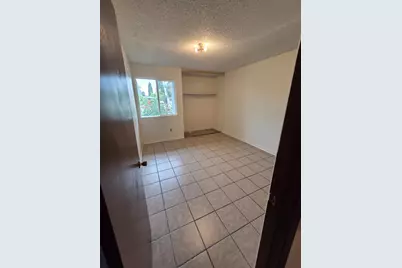 933 Meadowview Drive, Galt, CA 95632 - Photo 15