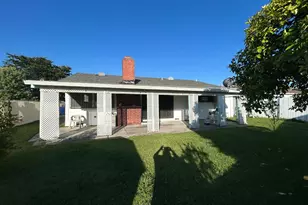 7564 29th St, Sacramento, CA 95822 - Photo 3