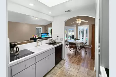 6645 Posten Way, Citrus Heights, CA 95621 - Photo 11