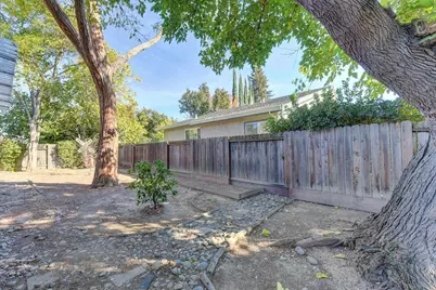 1950 Klamath River Drive, Rancho Cordova, CA 95670 - Photo 29
