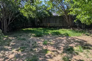 2052 Delma Way, Sacramento, CA 95825 - Photo 19
