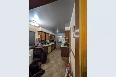 2052 Delma Way, Sacramento, CA 95825 - Photo 11