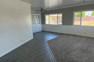 Capitol Circle, Sacramento, CA 95828 - Photo 3