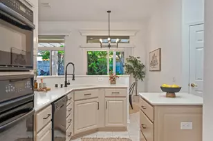 325 Roundhill Ct, Roseville, CA 95747 - Photo 29