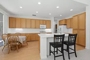 100 Castro Ct, Folsom, CA 95630 - Photo 3